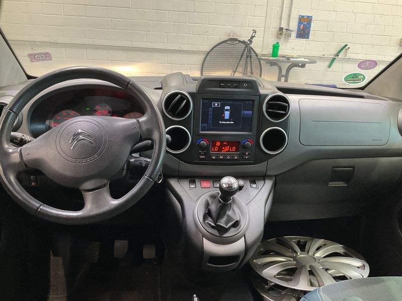 Citroen Berlingo 1.2 PureTech Selection 2017 – снимка 18