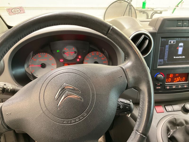 Citroen Berlingo 1.2 PureTech Selection 2017 – снимка 29