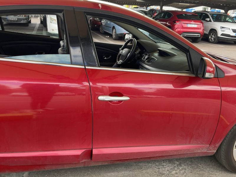 Renault Fluence 1.5 dCi Dynamique 2012 – снимка 10