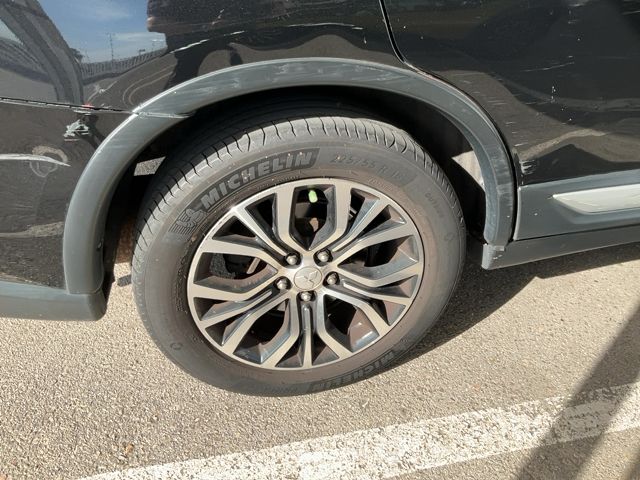 Mitsubishi Outlander 2.0 MIVEC Motion 2WD 2017 – снимка 9