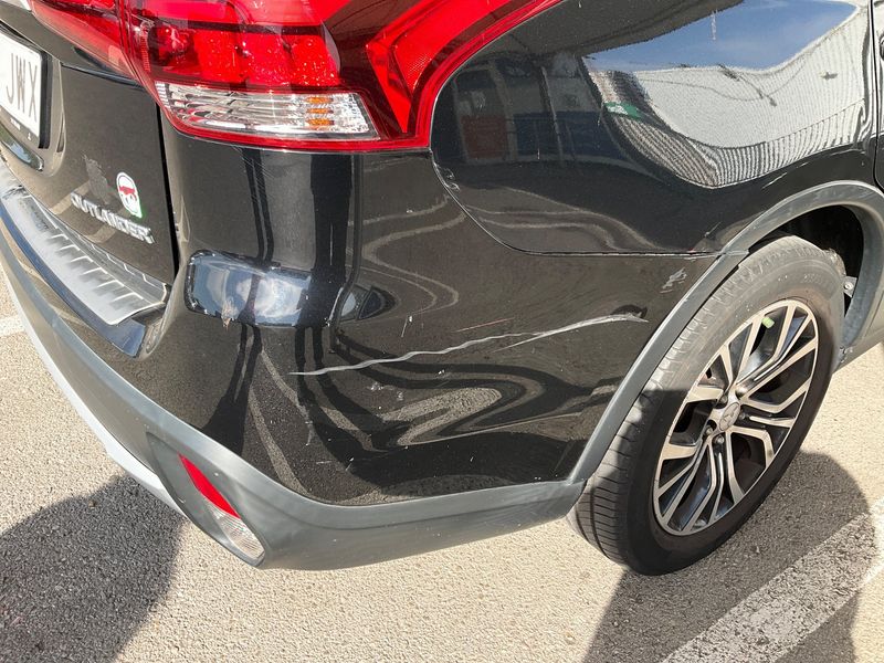 Mitsubishi Outlander 2.0 MIVEC Motion 2WD 2017 – снимка 33