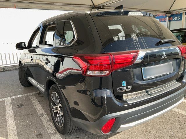 Mitsubishi Outlander 2.0 MIVEC Motion 2WD 2017 – снимка 6