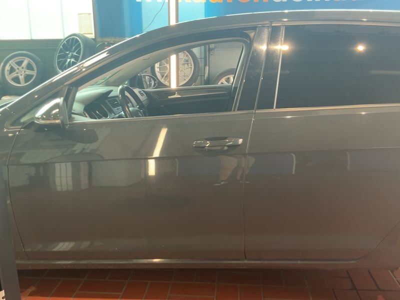 Volkswagen Golf VII 2.0 TDI Comfortline BlueMotion Tech 2013 – снимка 4