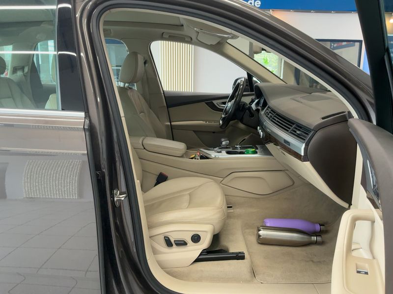 Audi Q7 3.0 V6 TDI quattro 2015 – снимка 16