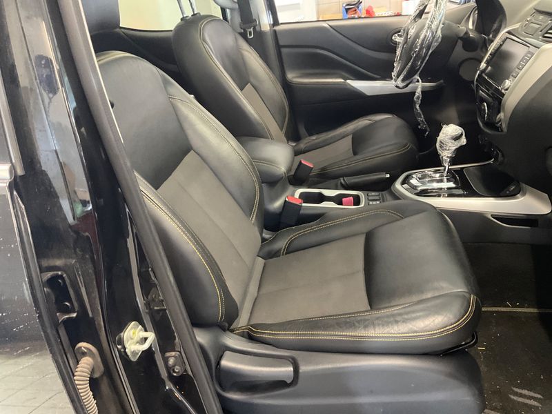 Nissan Navara NP-300 2.3 dCi N-Guard Double Cab 4x4 2020 – снимка 28
