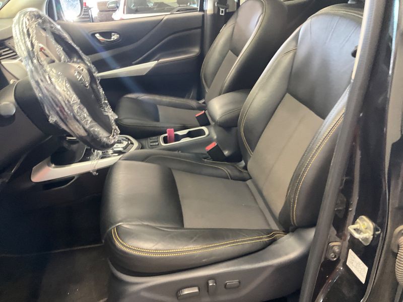 Nissan Navara NP-300 2.3 dCi N-Guard Double Cab 4x4 2020 – снимка 25