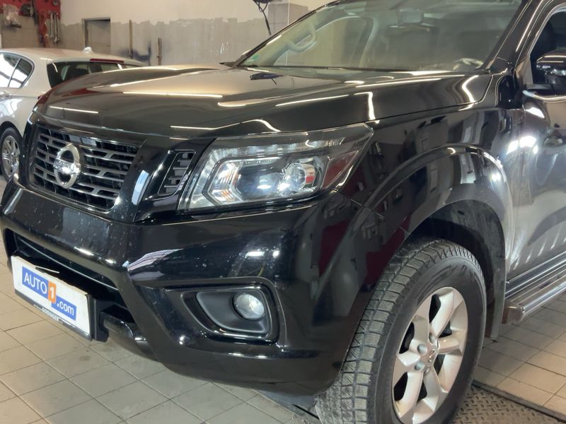 Nissan Navara NP-300 2.3 dCi N-Guard Double Cab 4x4 2020 – снимка 2
