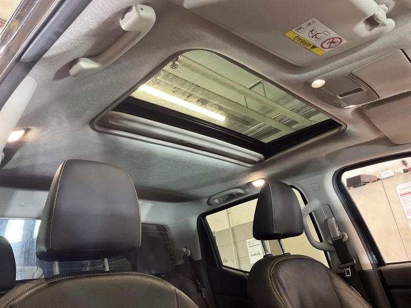 Nissan Navara NP-300 2.3 dCi N-Guard Double Cab 4x4 2020 – снимка 29