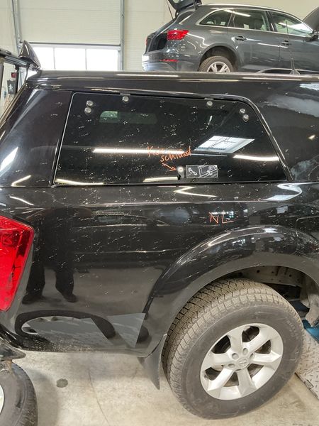 Nissan Navara NP-300 2.3 dCi N-Guard Double Cab 4x4 2020 – снимка 36