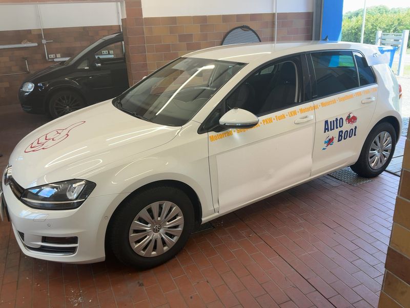 Volkswagen Golf VII 1.6 TDI Allstar BlueMotion Tech 2016 – снимка 1