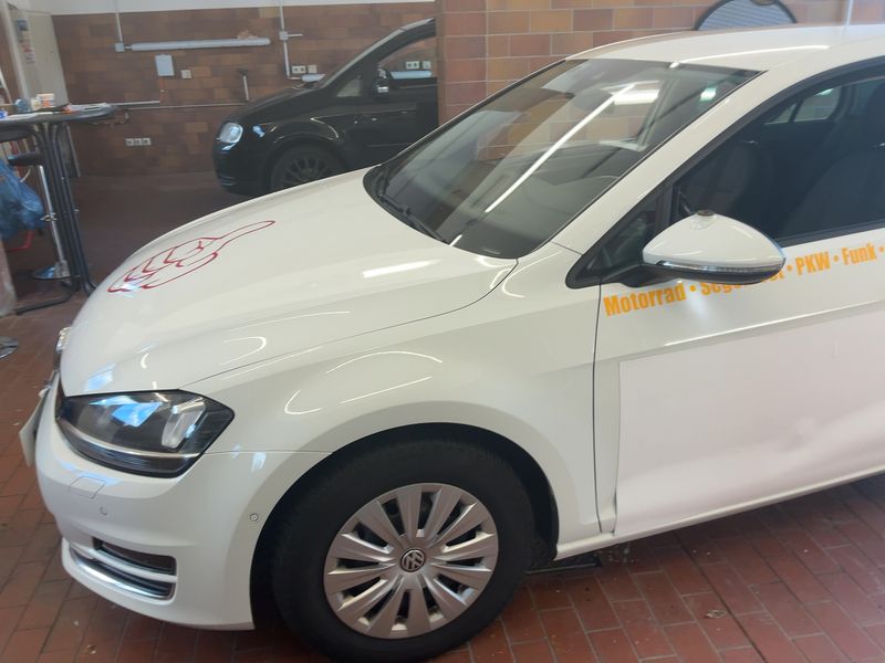 Volkswagen Golf VII 1.6 TDI Allstar BlueMotion Tech 2016 – снимка 2