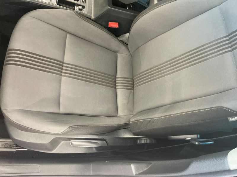 Volkswagen Golf VII 1.6 TDI Allstar BlueMotion Tech 2016 – снимка 25