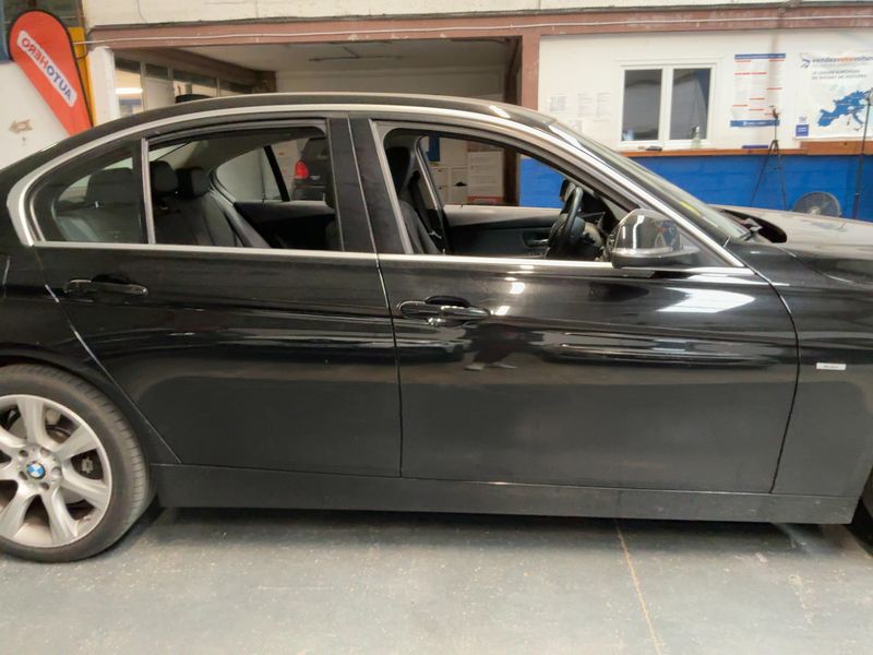 BMW 3er 330d Modern 2015 – снимка 7