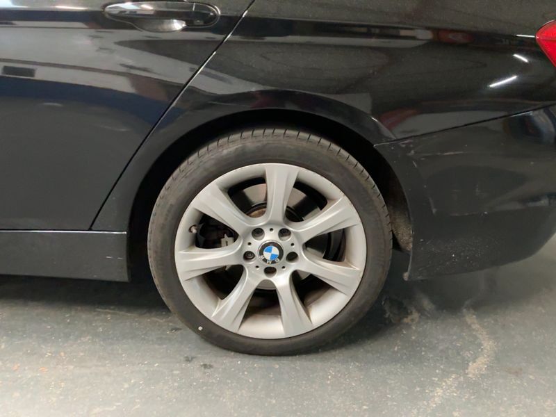 BMW 3er 330d Modern 2015 – снимка 18