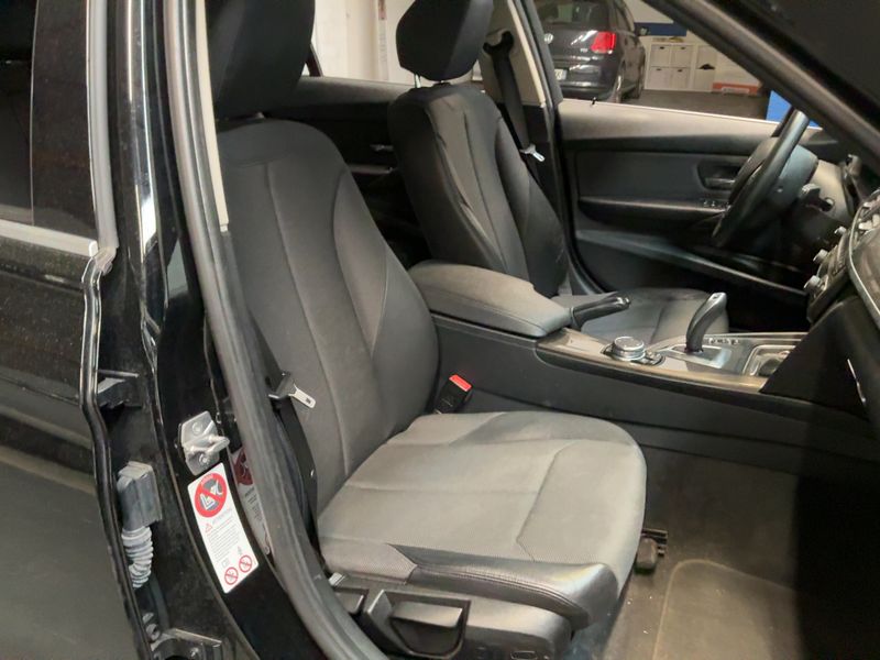 BMW 3er 330d Modern 2015 – снимка 11