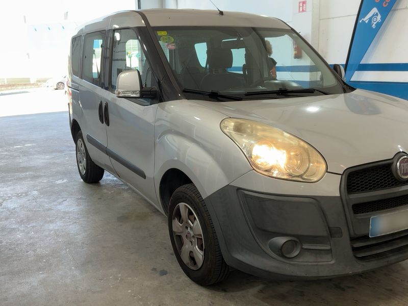Fiat Doblo 1.3 JTD Active 2011 – снимка 12