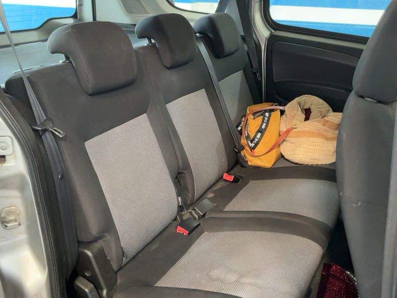 Fiat Doblo 1.3 JTD Active 2011 – снимка 19