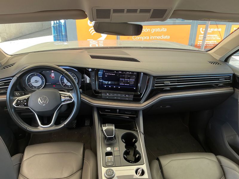 Volkswagen Touareg 3.0 V6 TDI Premium Atmosphere 4Motion 2022 – снимка 17