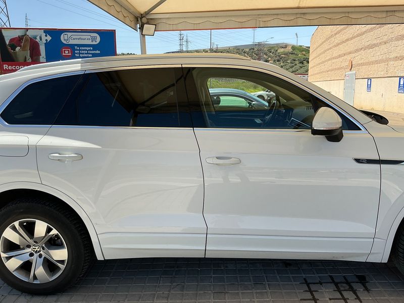 Volkswagen Touareg 3.0 V6 TDI Premium Atmosphere 4Motion 2022 – снимка 10