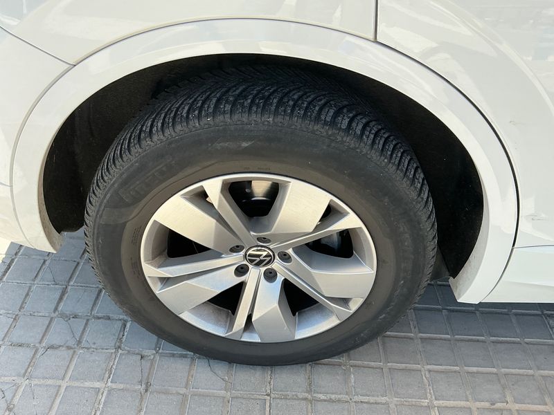 Volkswagen Touareg 3.0 V6 TDI Premium Atmosphere 4Motion 2022 – снимка 9