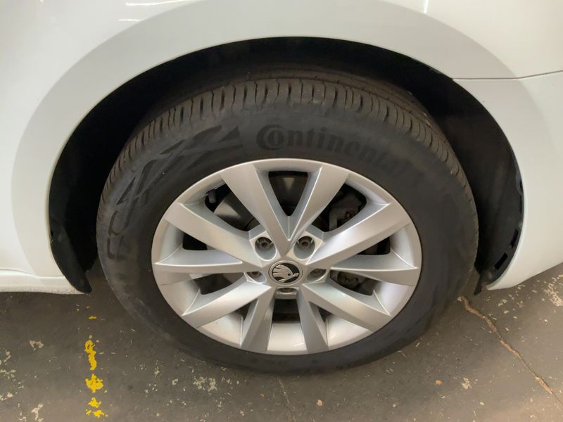 Skoda Octavia 2.0 TDI Style 2019 – снимка 11