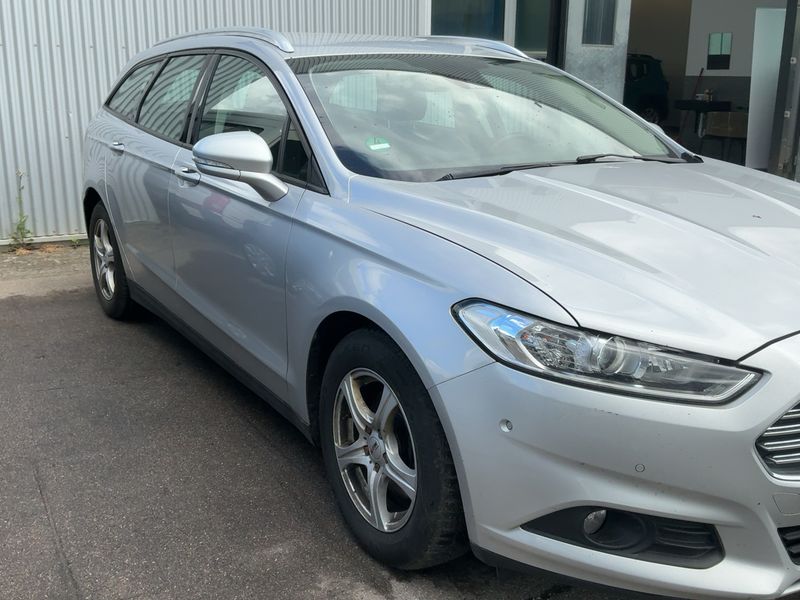 Ford Mondeo 2.0 TDCi Trend 2017 – снимка 12