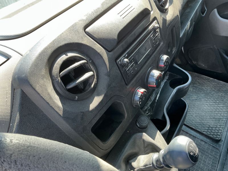Renault Master 2.3 dCi L2H2 HKa 3,5t 2014 – снимка 31