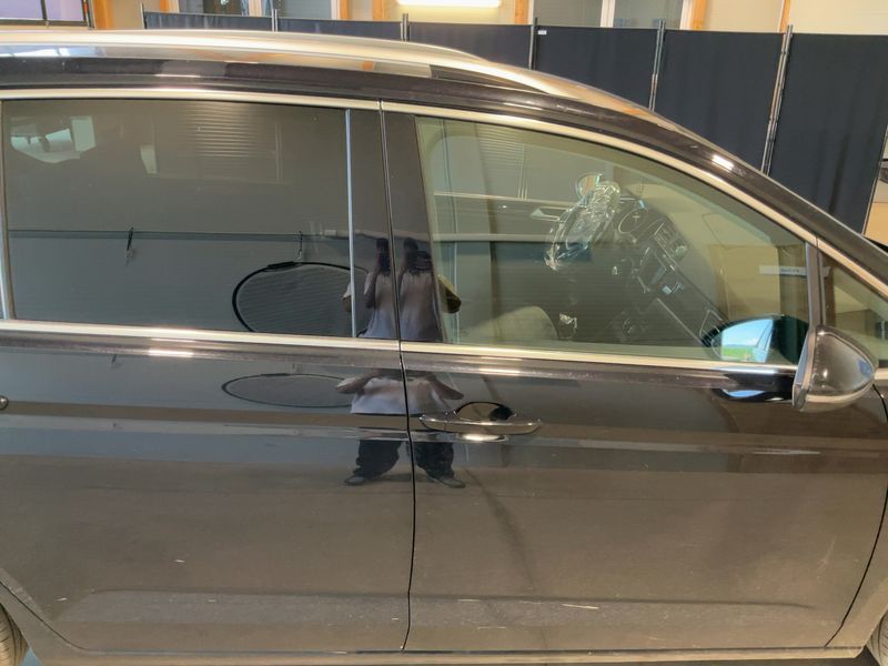 Volkswagen Touran 1.6 TDI Highline BlueMotion Tech 2016 – снимка 10