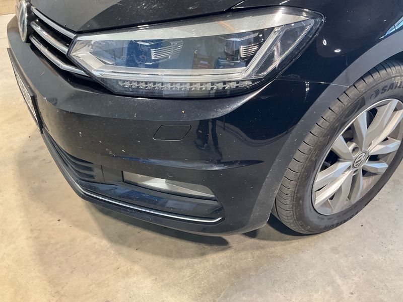 Volkswagen Touran 1.6 TDI Highline BlueMotion Tech 2016 – снимка 40