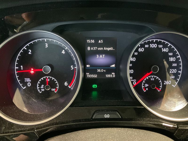 Volkswagen Touran 1.6 TDI Highline BlueMotion Tech 2016 – снимка 19