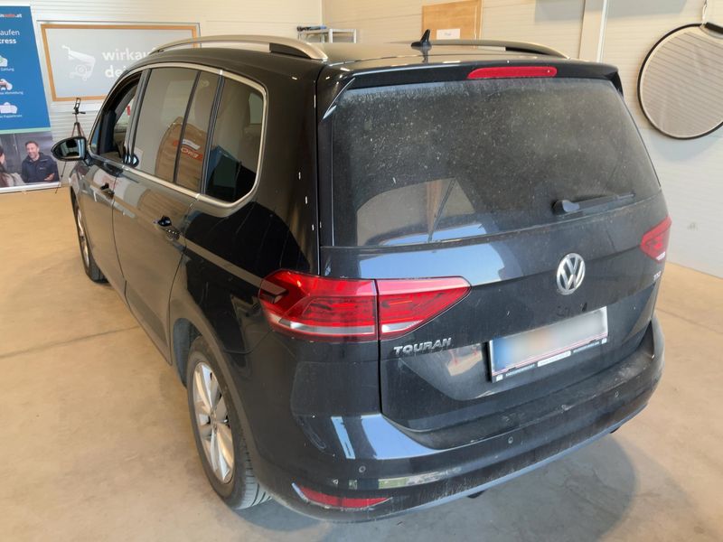 Volkswagen Touran 1.6 TDI Highline BlueMotion Tech 2016 – снимка 6