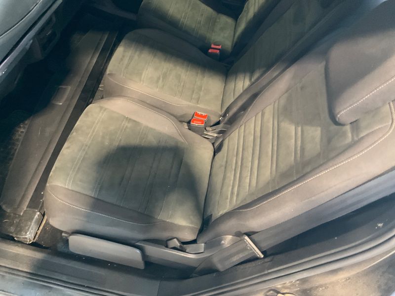 Volkswagen Touran 1.6 TDI Highline BlueMotion Tech 2016 – снимка 30
