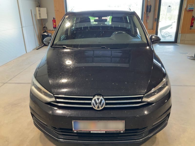 Volkswagen Touran 1.6 TDI Highline BlueMotion Tech 2016 – снимка 14