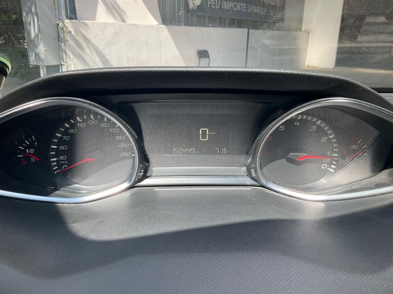 Peugeot 308 1.2 e-THP Style 2015 – снимка 4