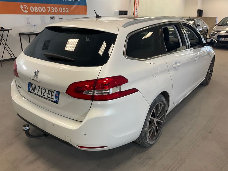 Peugeot 308 1.2 e-THP Style 2015 – снимка 2