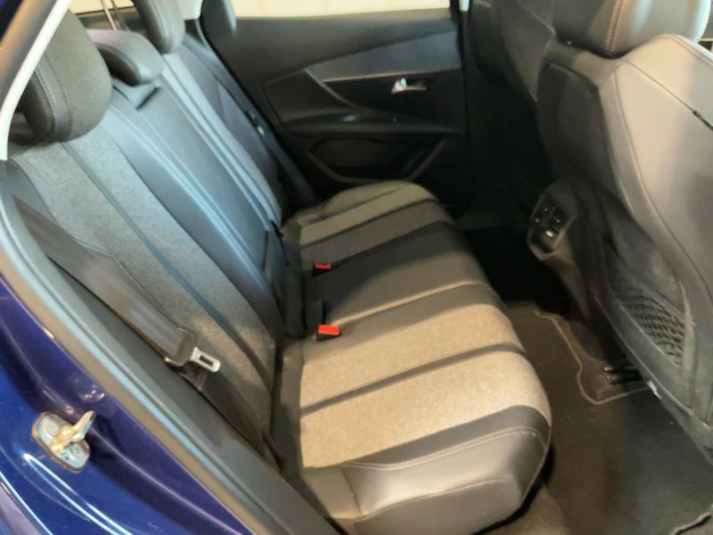 Peugeot 3008 1.6 Blue-HDi Allure 2017 – снимка 19