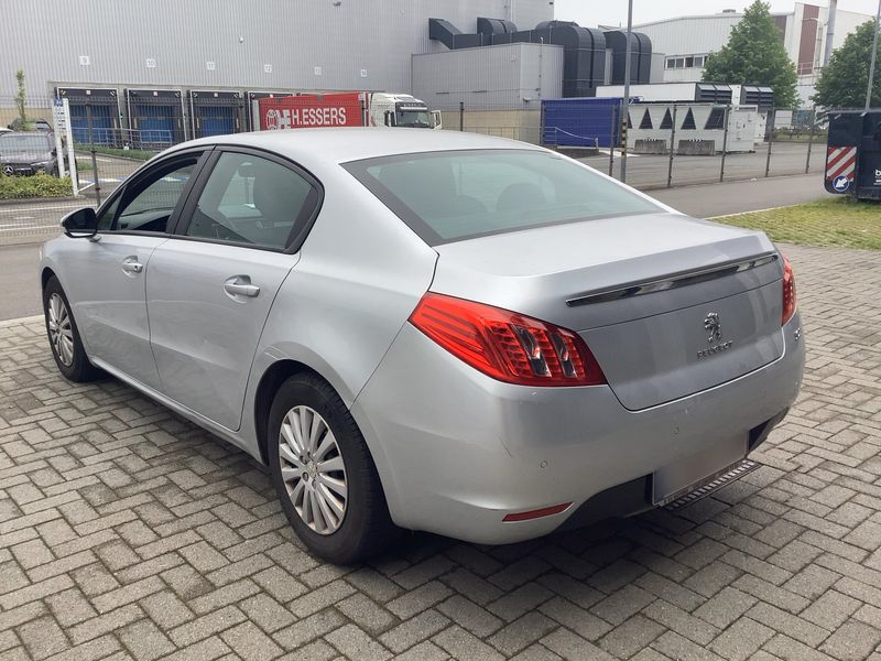 Peugeot 508 2.0 HDi Active 2011 – снимка 3