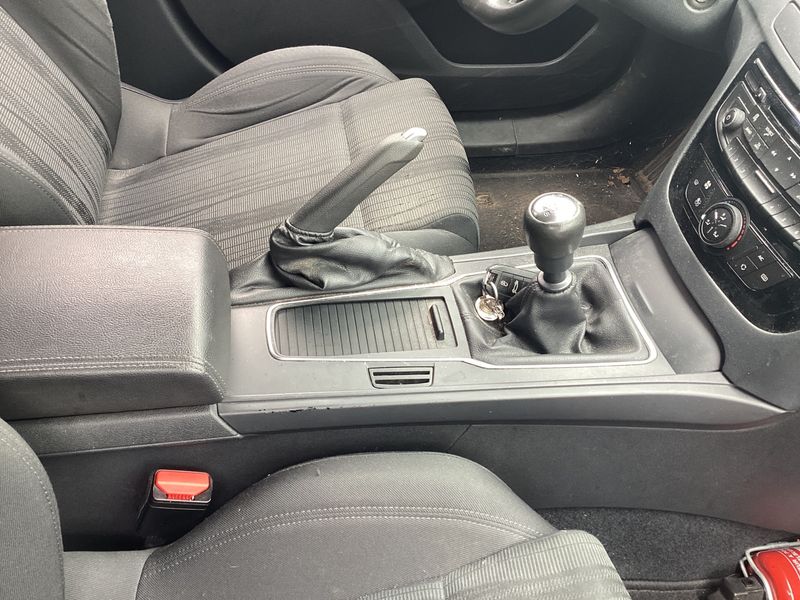 Peugeot 508 2.0 HDi Active 2011 – снимка на щета