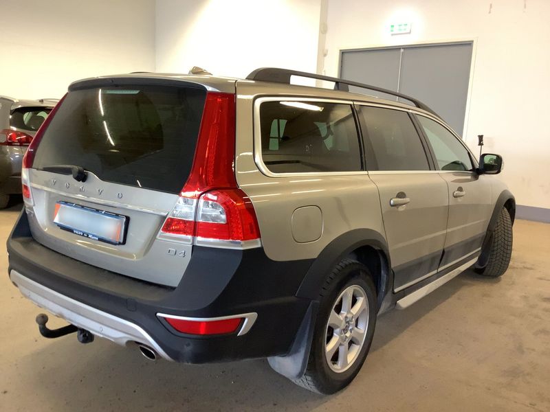 Volvo XC70 2.0 D4 Momentum 2WD 2014 – снимка 8