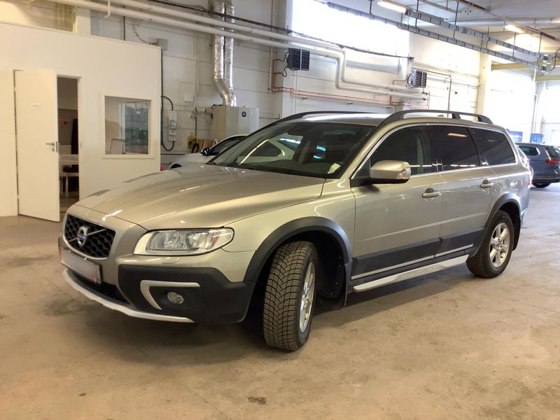 Volvo XC70 2.0 D4 Momentum 2WD 2014 – снимка 1