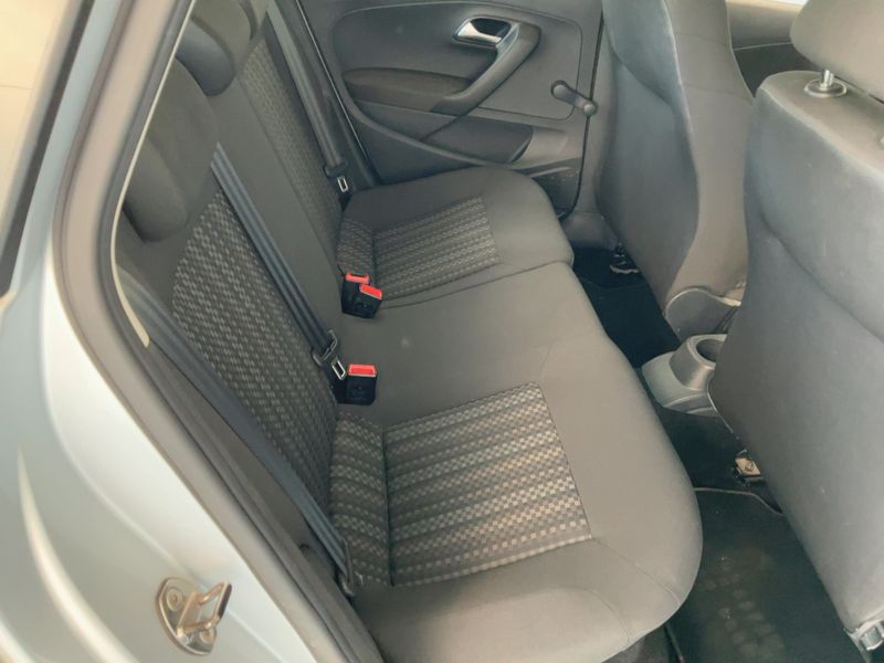 Volkswagen Polo 1.0 Edition BlueMotion Tech 2014 – снимка 19
