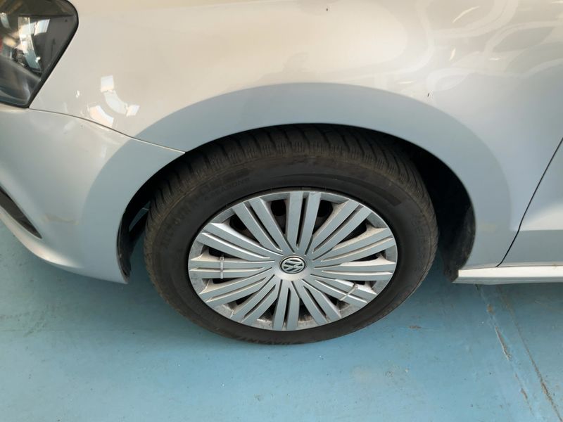 Volkswagen Polo 1.0 Edition BlueMotion Tech 2014 – снимка 3