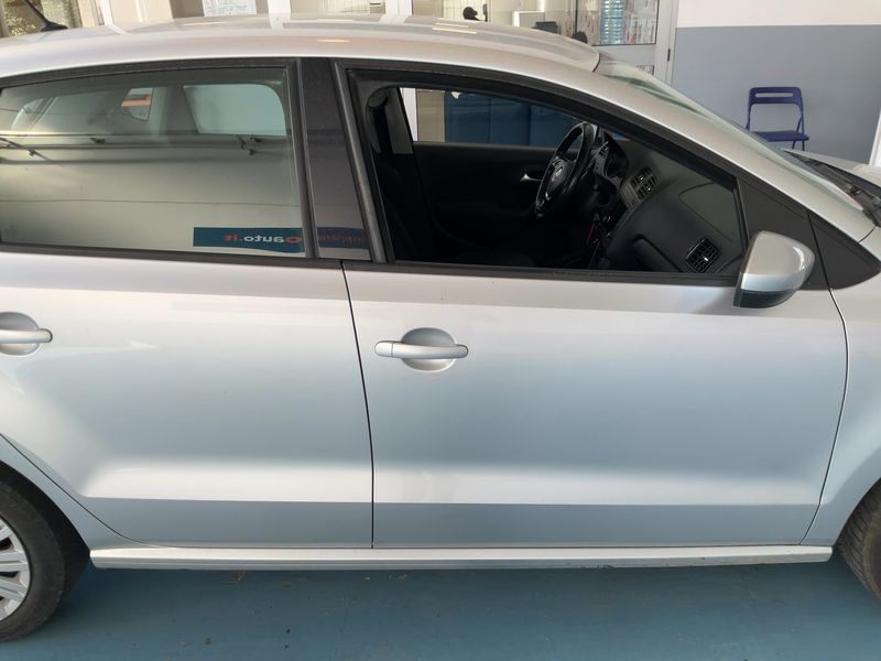 Volkswagen Polo 1.0 Edition BlueMotion Tech 2014 – снимка 10