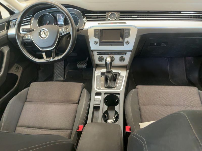 Volkswagen Passat 2.0 TDI Comfortline 4Motion BlueMotion Tech 2015 – снимка 18