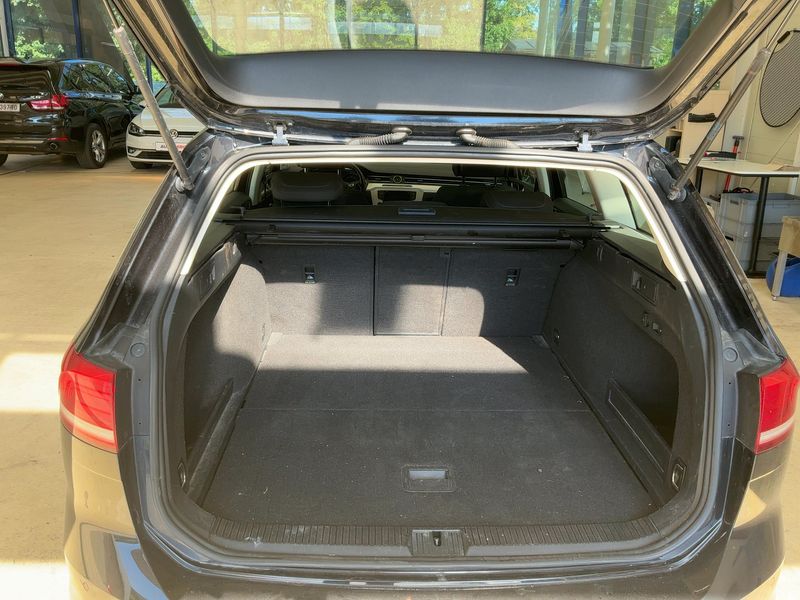 Volkswagen Passat 2.0 TDI Comfortline 4Motion BlueMotion Tech 2015 – снимка 16