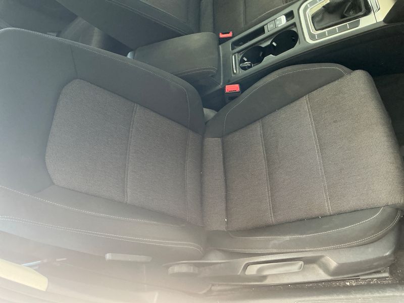 Volkswagen Passat 2.0 TDI Comfortline 4Motion BlueMotion Tech 2015 – снимка 28