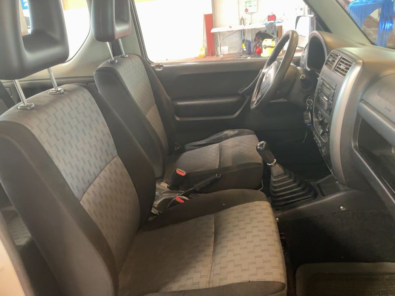 Suzuki Jimny 1.5 DDiS JLX 2010 – снимка 16