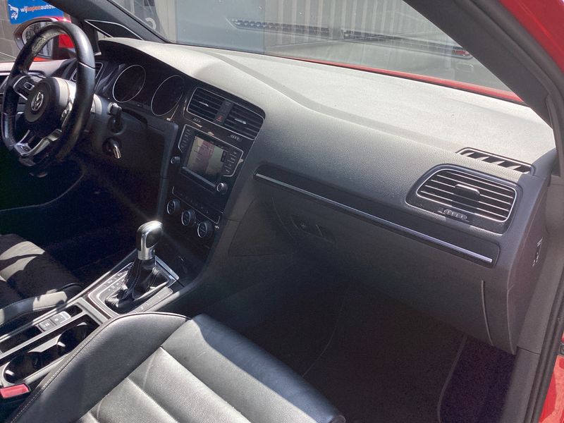 Volkswagen Golf VII 2.0 TDI GTD BlueMotion Tech 2016 – снимка 23