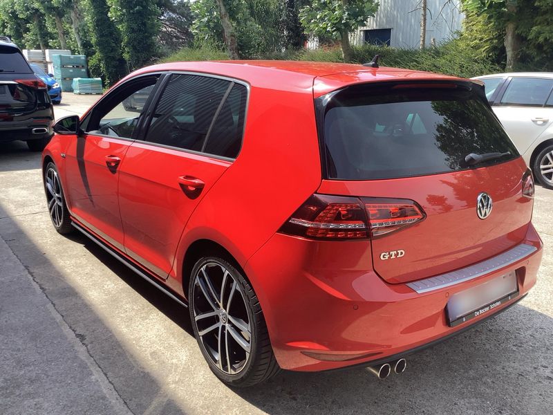 Volkswagen Golf VII 2.0 TDI GTD BlueMotion Tech 2016 – снимка 6