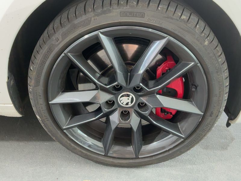 Skoda Octavia 2.0 TDI RS 2015 – снимка 11